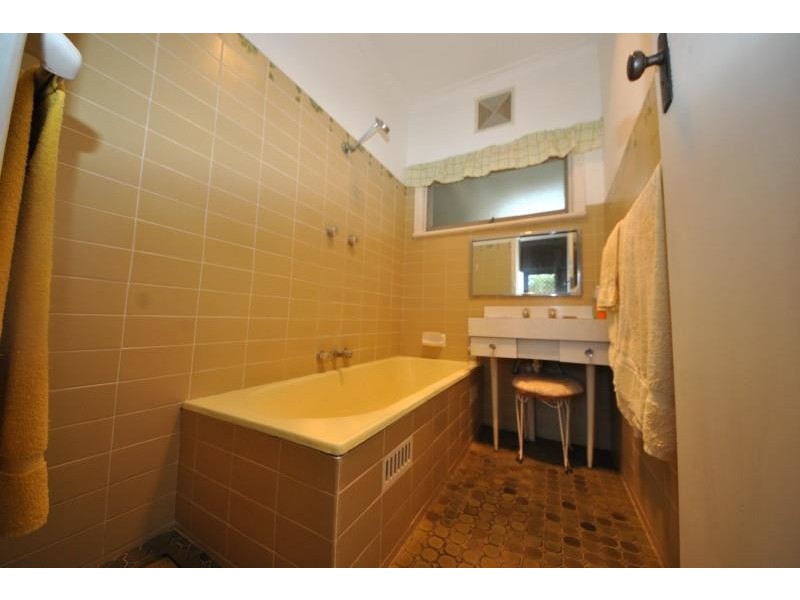 262 Hector St, Bass Hill NSW 2197