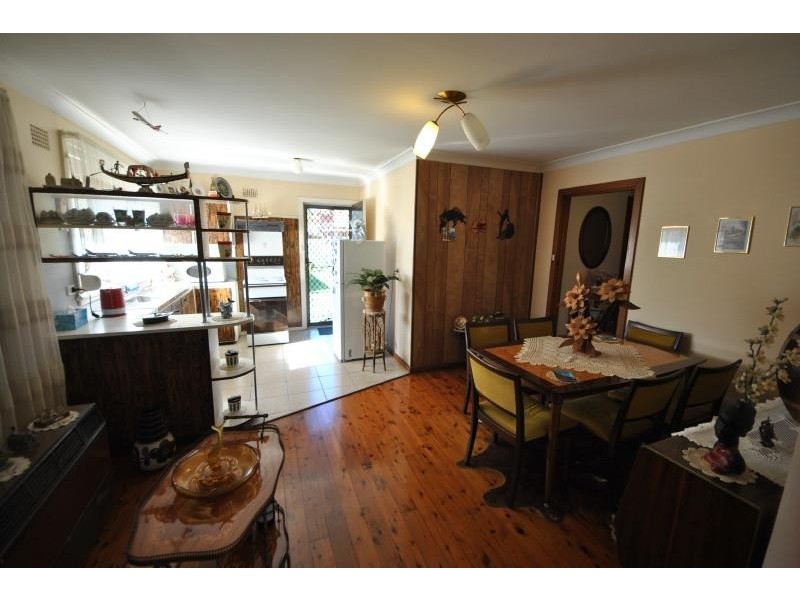 17 Lough Ave, Guildford NSW 2161