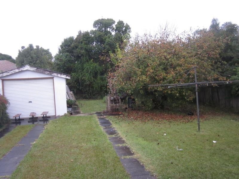 40 Gray Cres, Yagoona NSW 2199