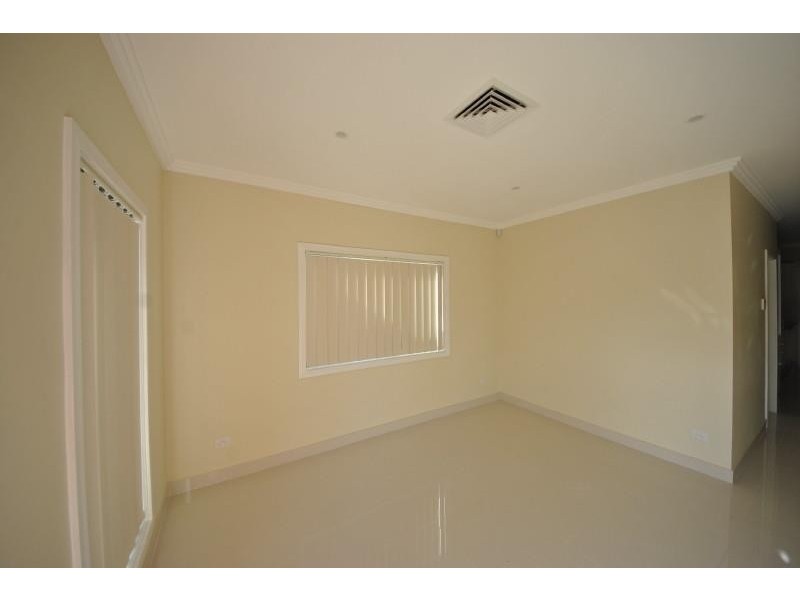 13 Alpha St, Chester Hill NSW 2162