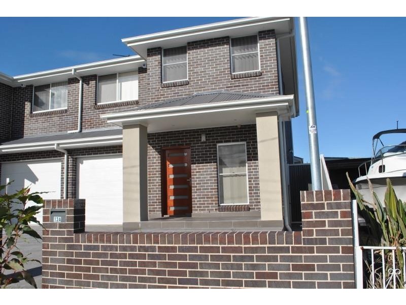 13a Alpha St, Chester Hill NSW 2162