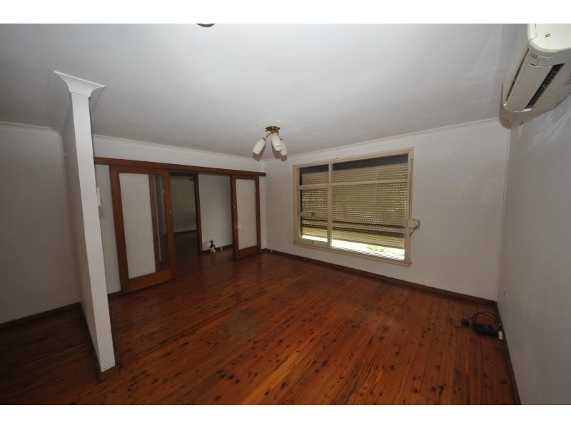 17 Lough Ave, Guildford NSW 2161