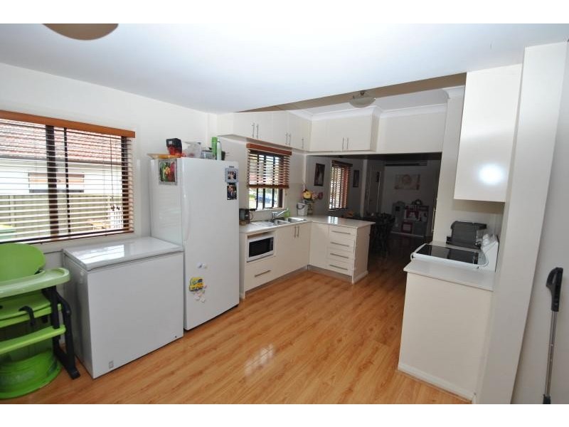 16 Fuller St, Chester Hill NSW 2162