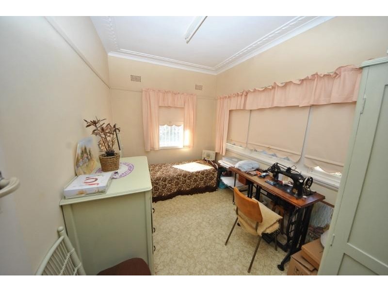 211 Cooper Rd, Yagoona NSW 2199