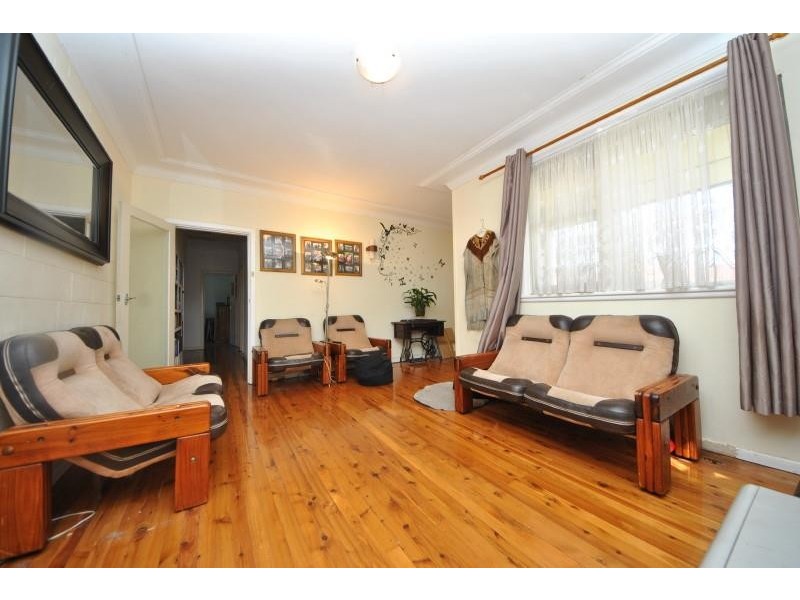 213 Hector St, Sefton NSW 2162