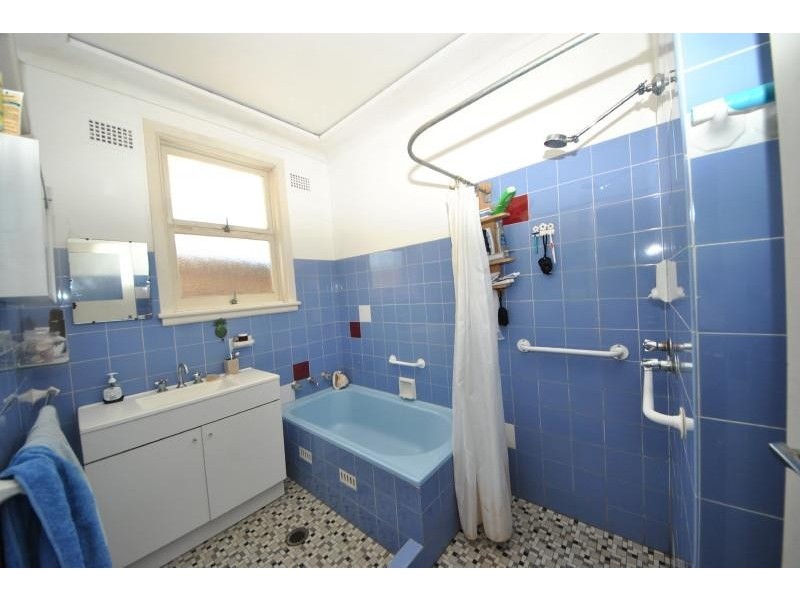 213 Hector St, Sefton NSW 2162