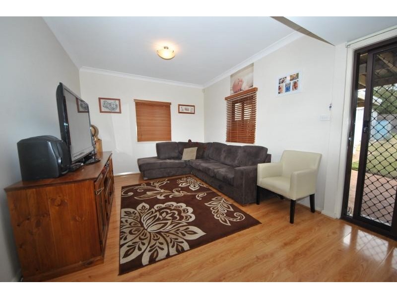 16 Fuller St, Chester Hill NSW 2162