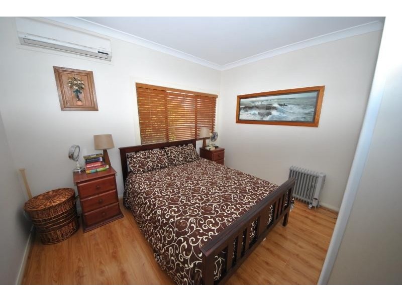 16 Fuller St, Chester Hill NSW 2162