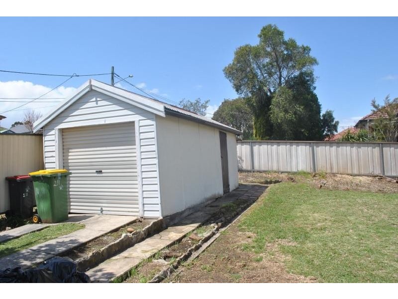 211 Cooper Road, Yagoona NSW 2199