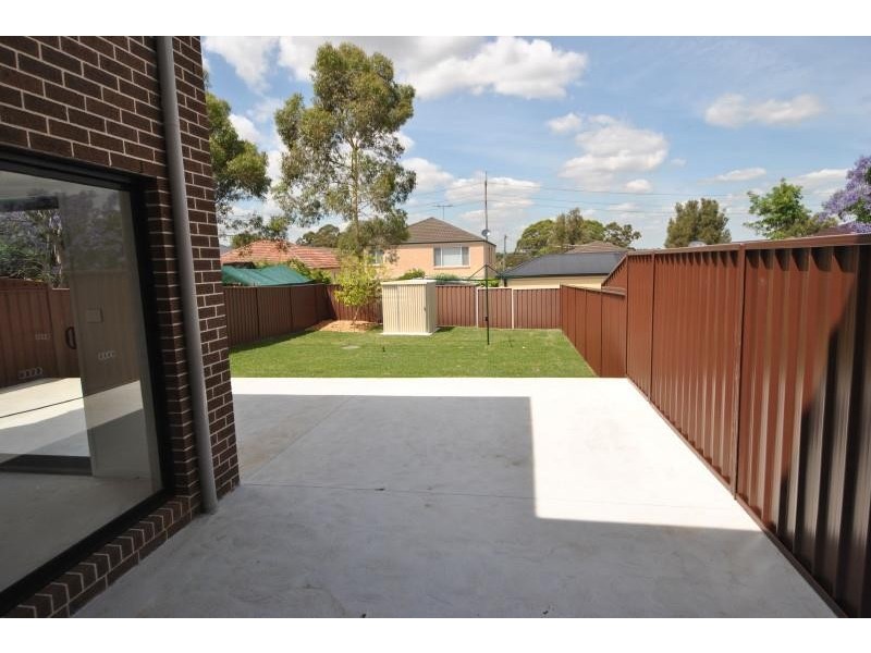 3 Stephenson St, Birrong NSW 2143