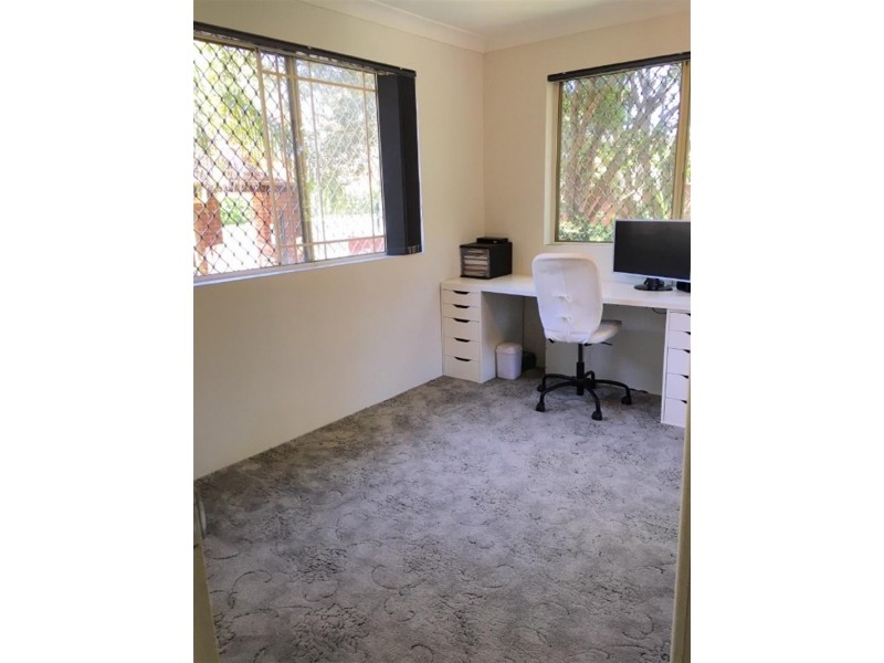 30/4-6 Dellwood St, Bankstown NSW 2200