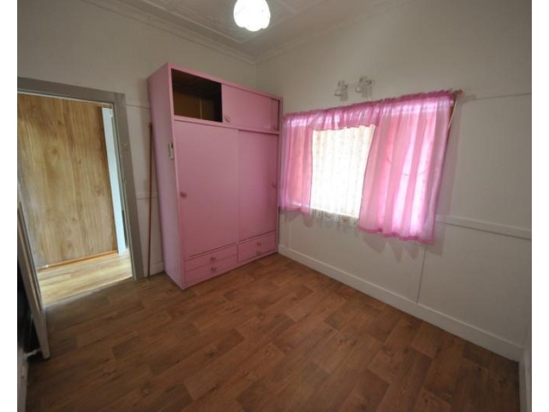 33 Fifth Avenue, Berala NSW 2141