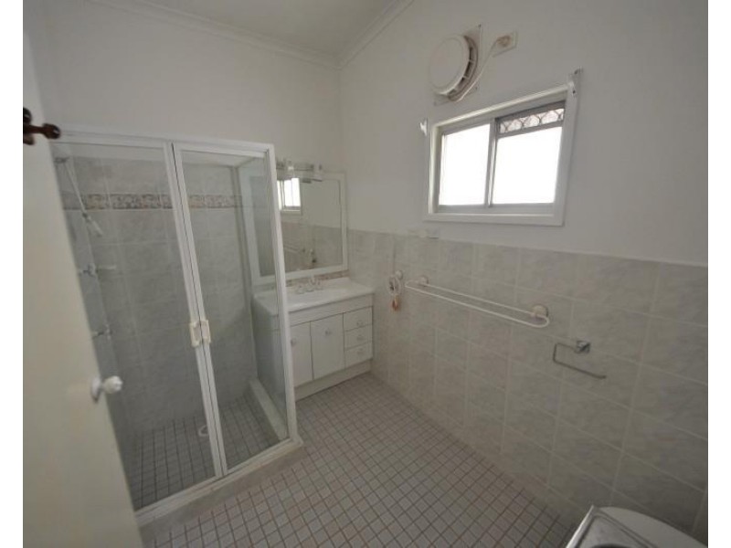 33 Fifth Avenue, Berala NSW 2141