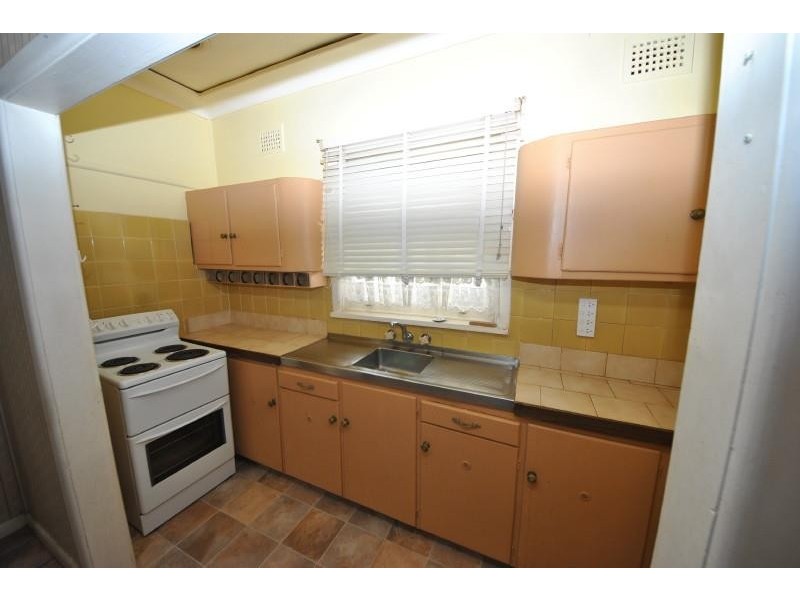 42 Merle St, Bass Hill NSW 2197