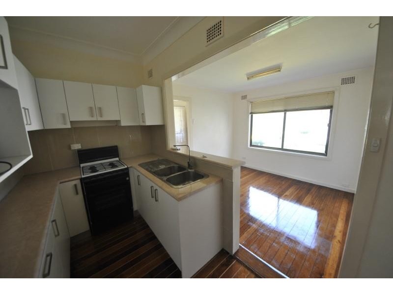 26 Dorothy St, Chester Hill NSW 2162