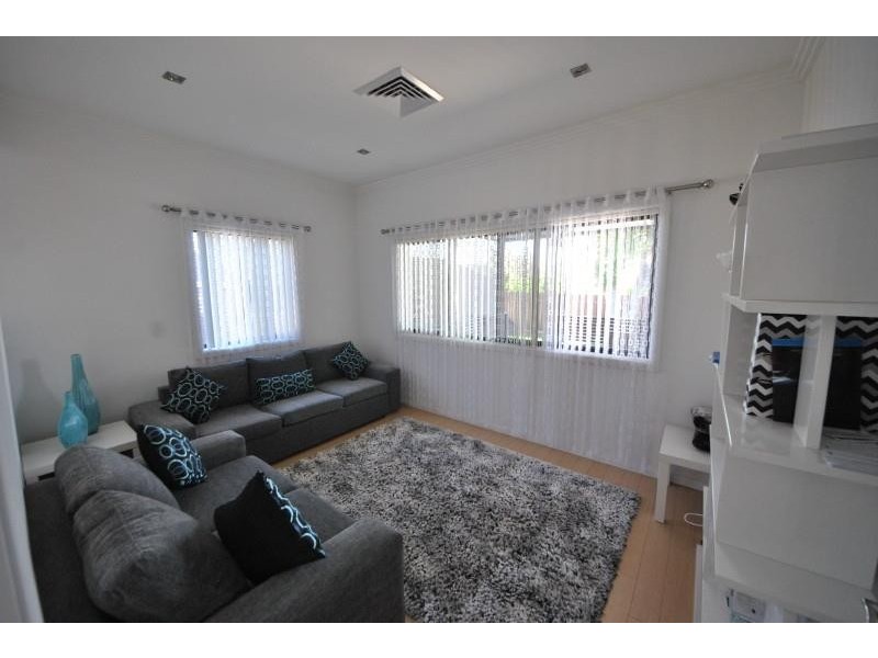 93 Gordon Rd, Auburn NSW 2144