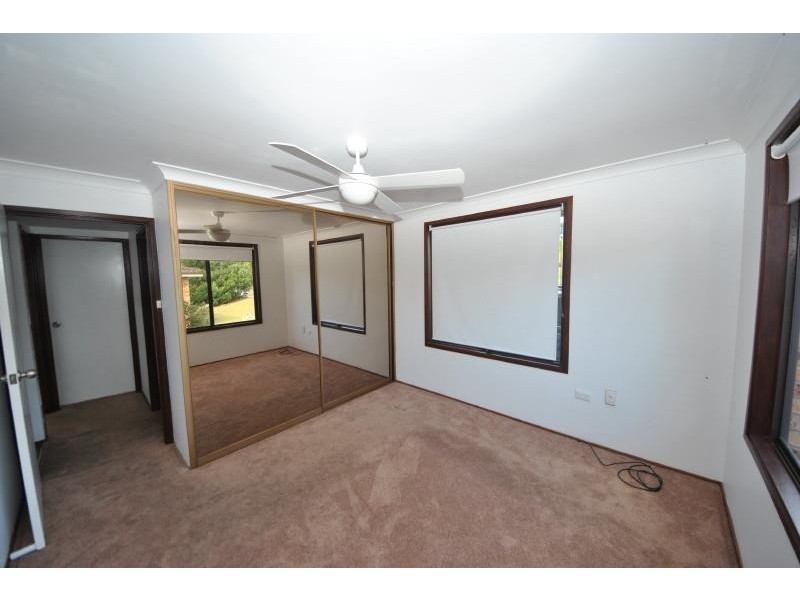 4/4 Bundy Cl, Macquarie Fields NSW 2564