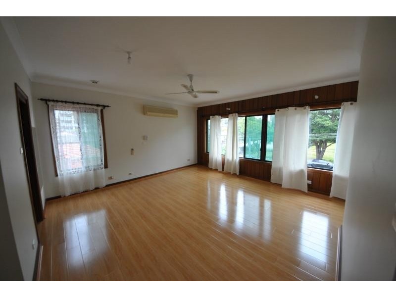 9  Conway Rd, Bankstown NSW 2200