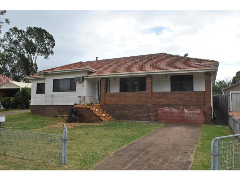 190 Virgil Ave, Chester Hill NSW 2162