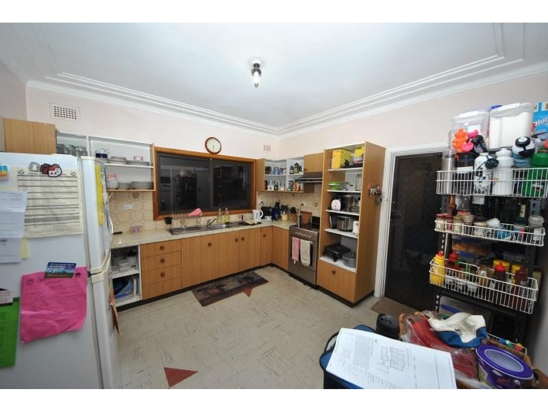 190 Virgil Ave, Chester Hill NSW 2162