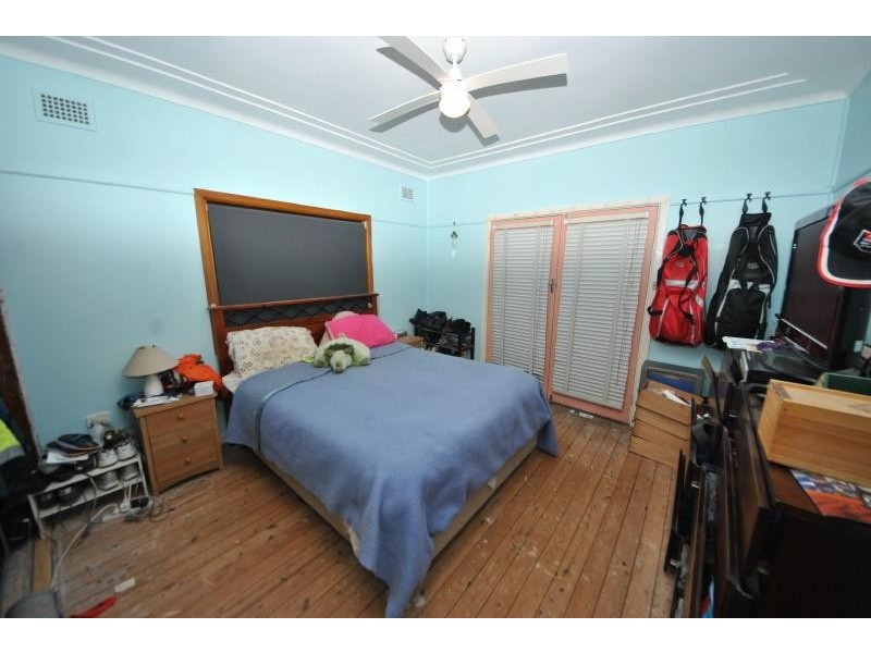 190 Virgil Ave, Chester Hill NSW 2162