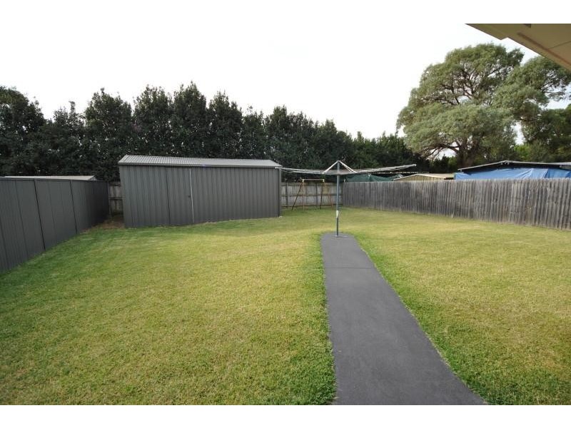 38 Chifley Ave, Sefton NSW 2162