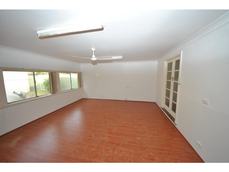 25 Wingara St, Chester Hill NSW 2162