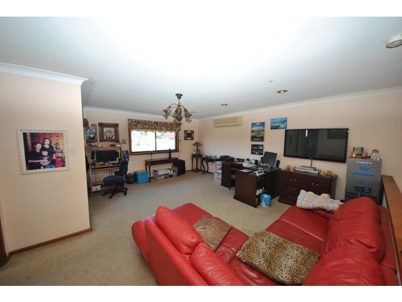 62 Campbell Hill  Rd, Chester Hill NSW 2162