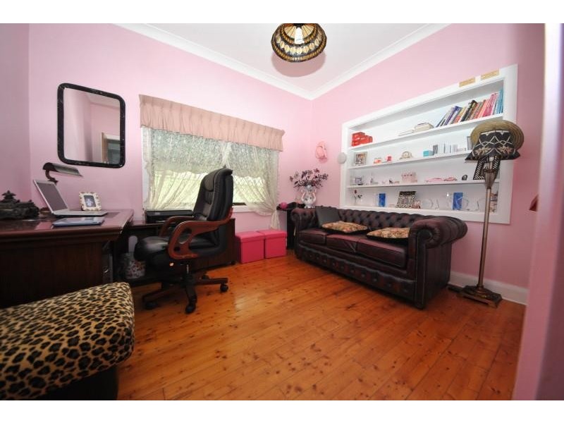 62 Campbell Hill  Rd, Chester Hill NSW 2162