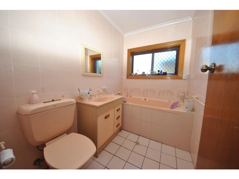 62 Campbell Hill  Rd, Chester Hill NSW 2162