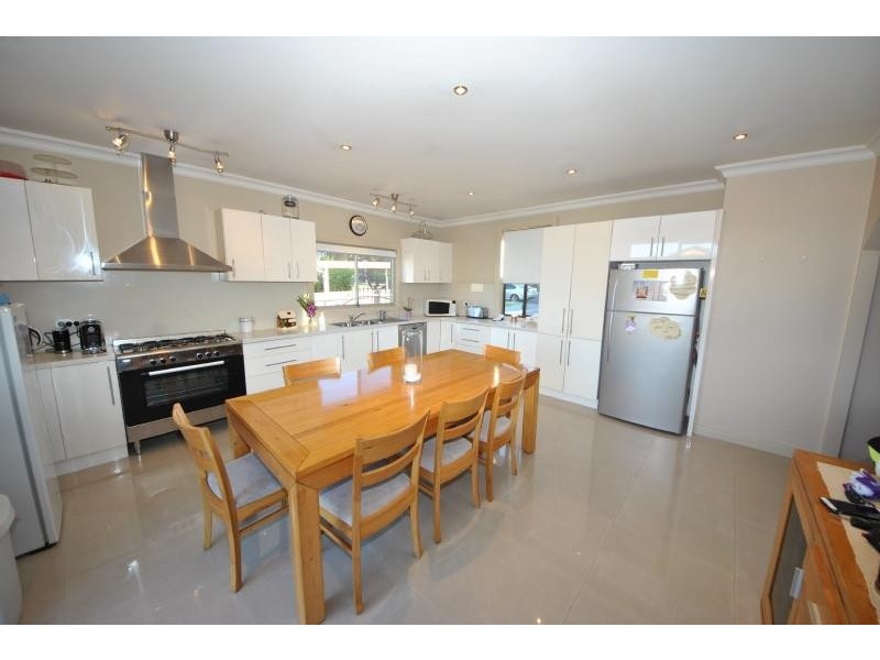 3 Dorothy St, Chester Hill NSW 2162