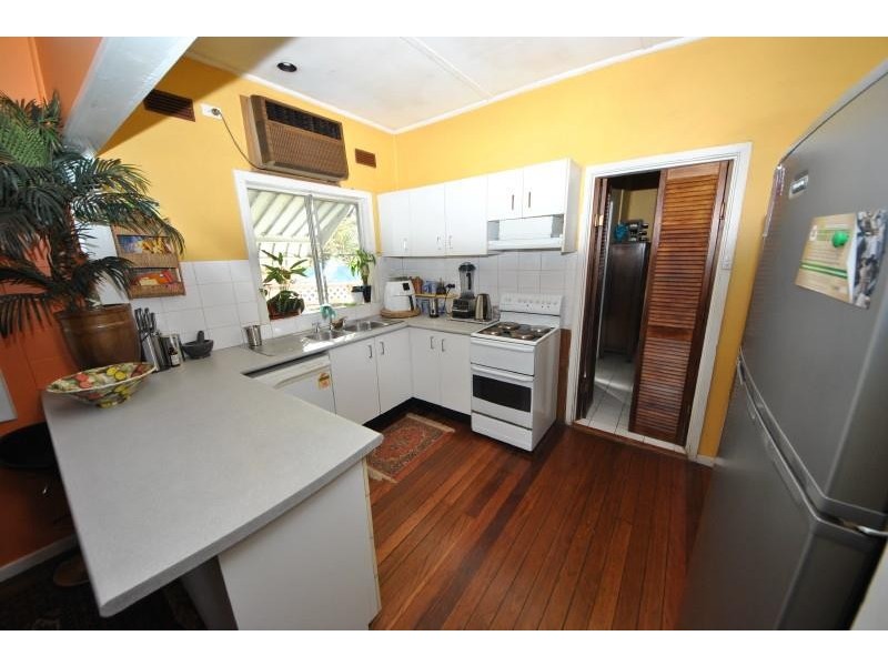 10 Biara  St, Chester Hill NSW 2162