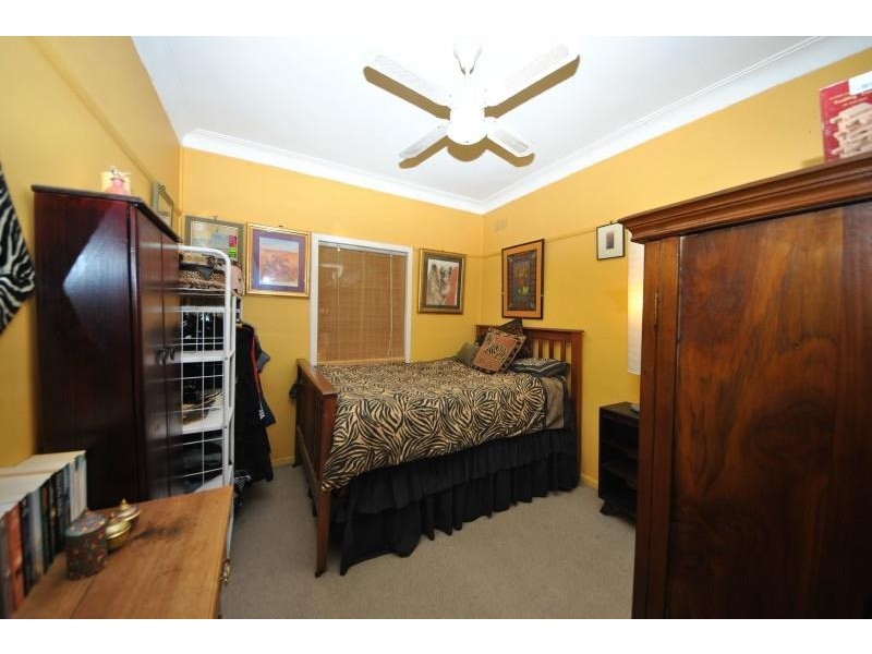 10 Biara  St, Chester Hill NSW 2162