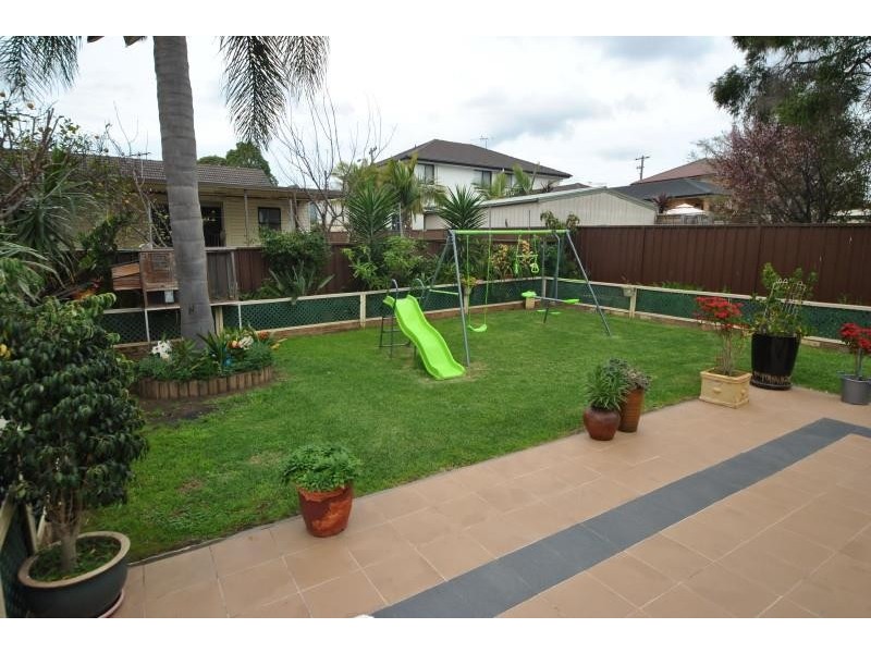 39 The Avenue Ave, Yagoona NSW 2199