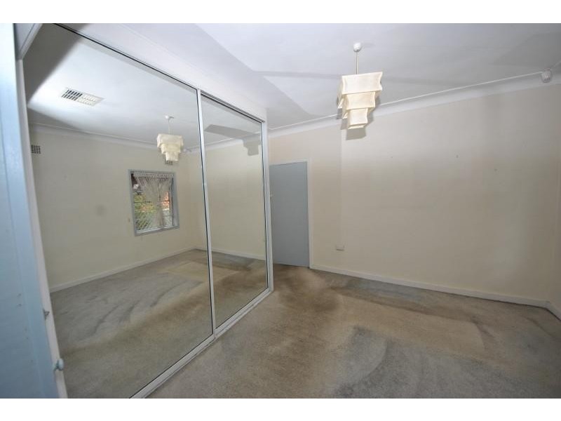 90  Jocelyn  St, Chester Hill NSW 2162