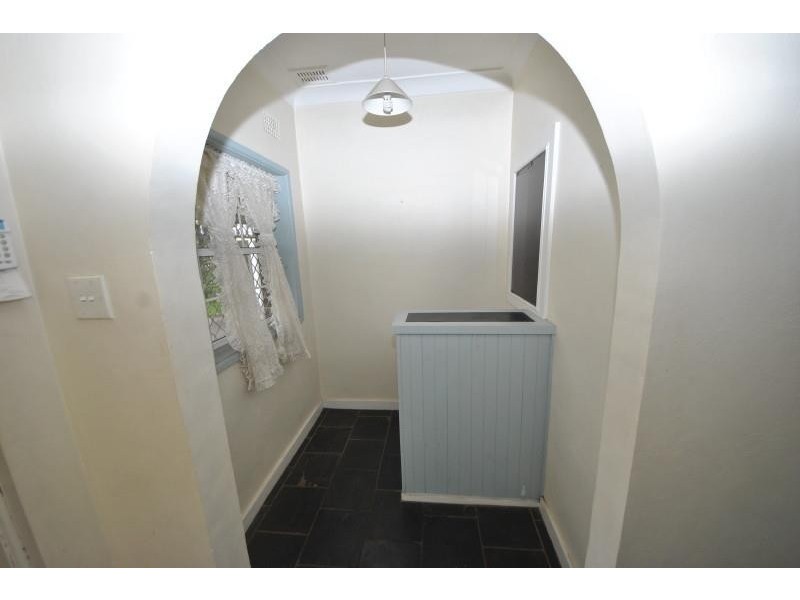 90  Jocelyn  St, Chester Hill NSW 2162