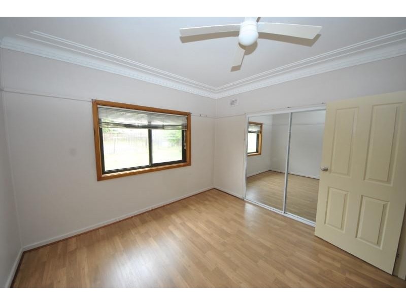 190 Virgil Ave, Chester Hill NSW 2162