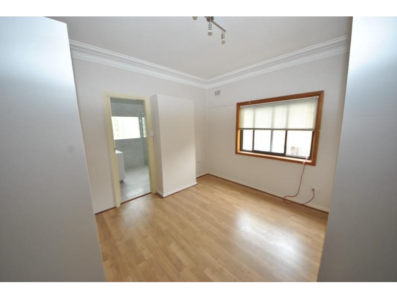 190 Virgil Ave, Chester Hill NSW 2162