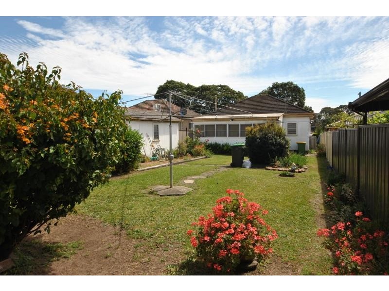 1  Alexander St, Yagoona NSW 2199