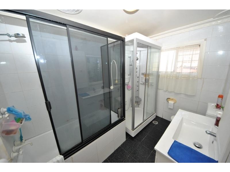 73 Hood St, Yagoona NSW 2199