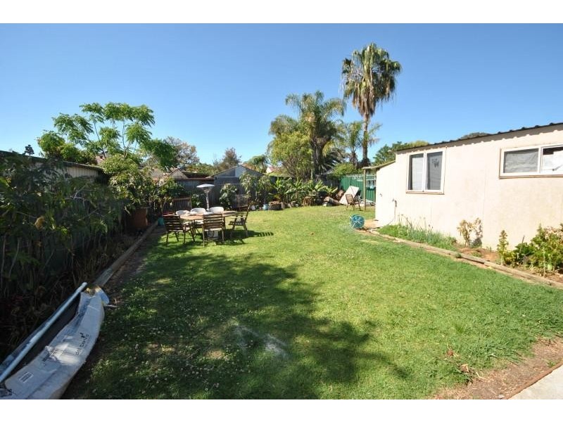 4 Mcclelland St, Chester Hill NSW 2162