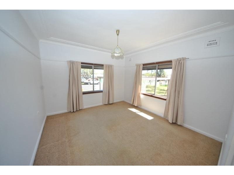 52 Mcclelland St, Chester Hill NSW 2162