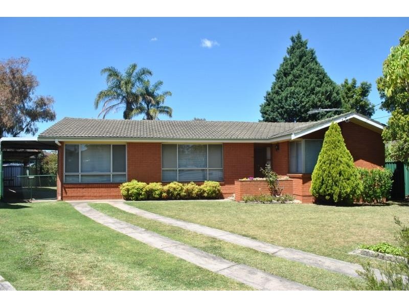 4 Kenthurst Place, Chester Hill NSW 2162