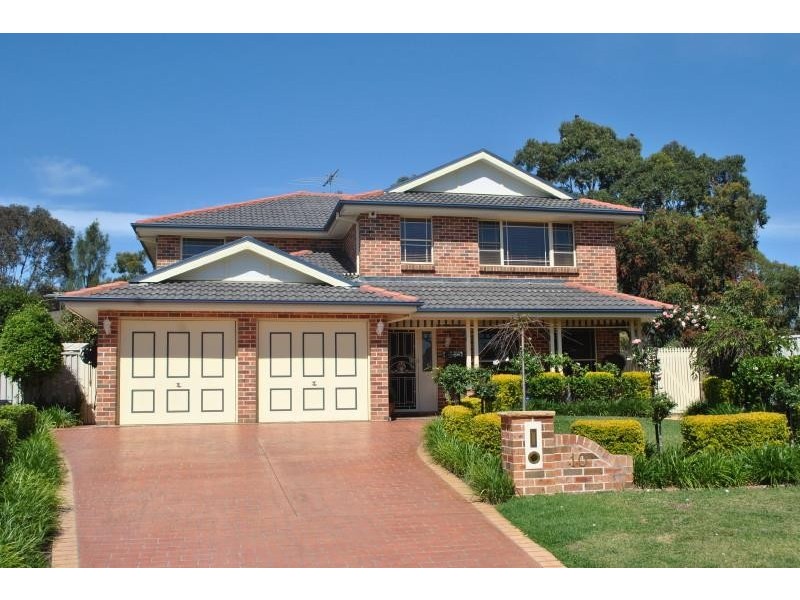10 Torch St, Voyager Point NSW 2172