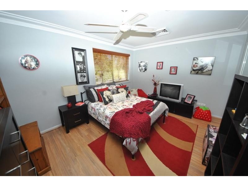 10 Torch St, Voyager Point NSW 2172