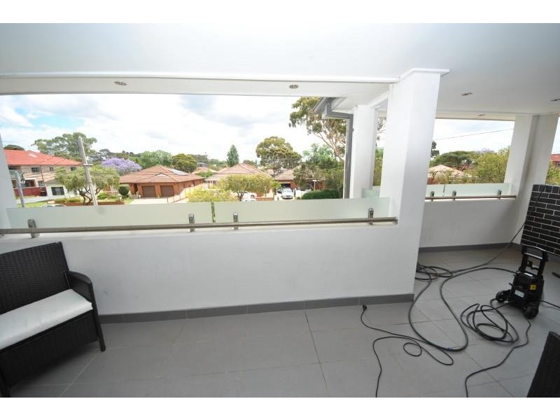 44 Orchard Rd, Bass Hill NSW 2197