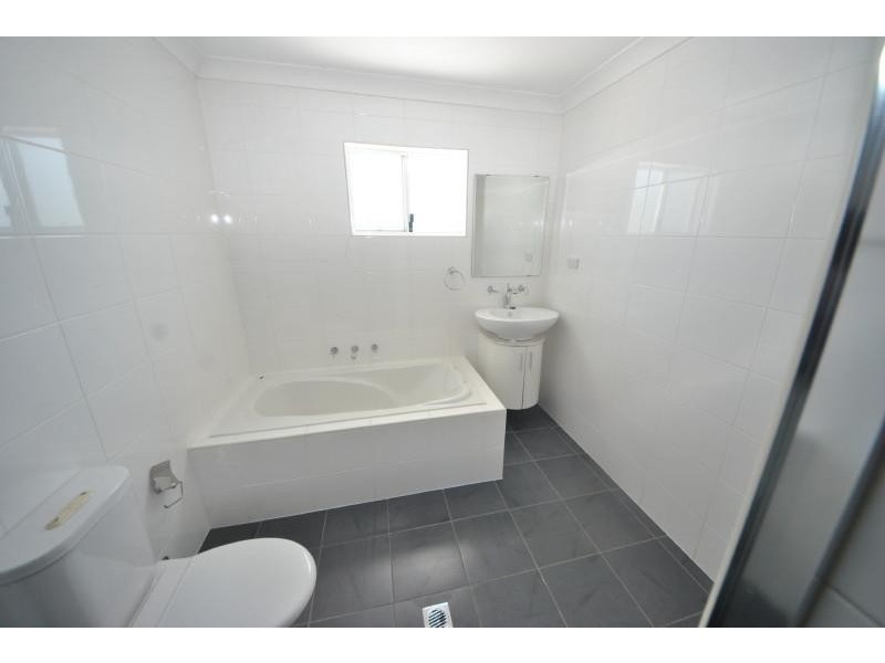 28 Esme  Ave, Chester Hill NSW 2162