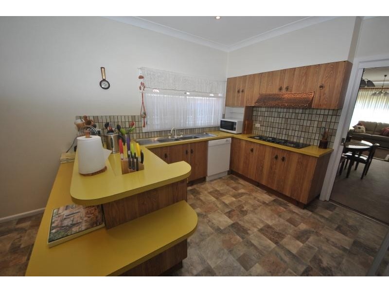 46 Australia  St, Bass Hill NSW 2197