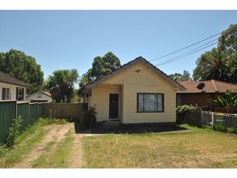 130 Gurney Rd, Chester Hill NSW 2162