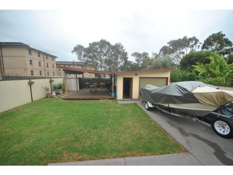 10 Elliston St, Chester Hill NSW 2162